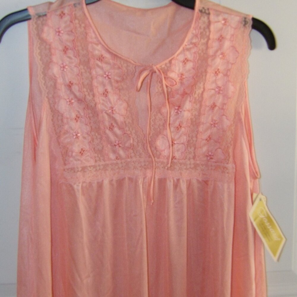 Vintage 60s GOSSARD ARTEMIS Nightgown - Picture 7 of 11